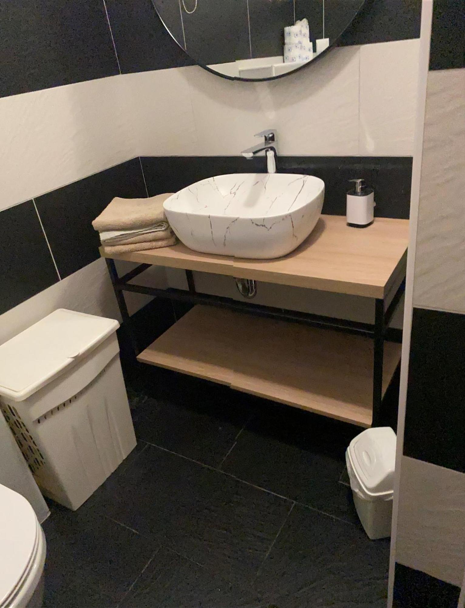 Apartmani Dragicevic Vir Ngoại thất bức ảnh